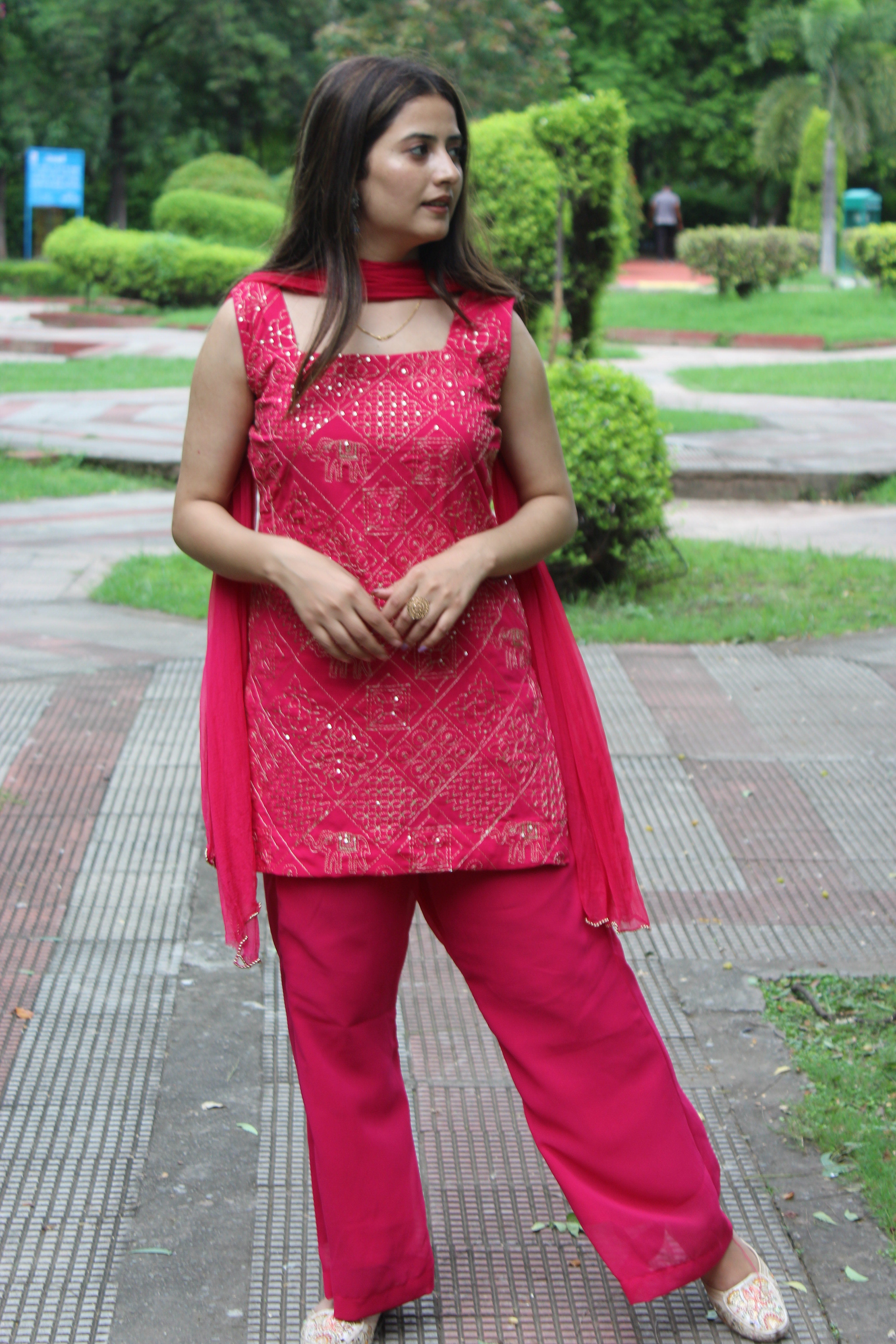 georgette fabric Parallel Suit with Dupatta