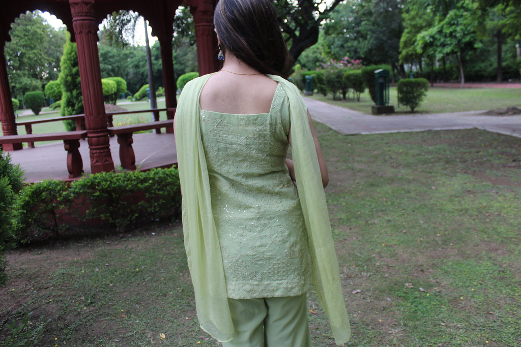 Green Parallel Suit with Dupatta